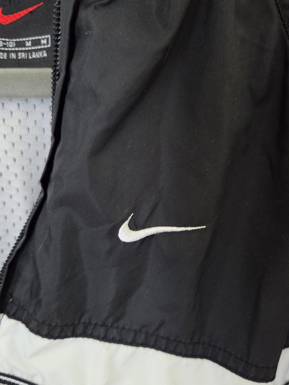 Vintage Nike Women's Black And White Windbreaker Sz M - Picture 4 of 6
